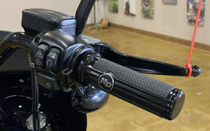 2020 Harley-Davidson Softail FXBB - Street Bob