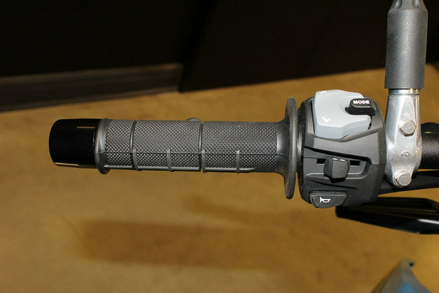 2025 Suzuki DR-Z4SMM5