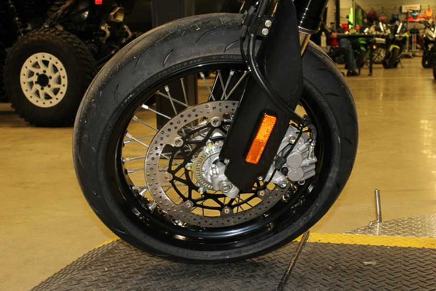 2025 Suzuki DR-Z4SMM5