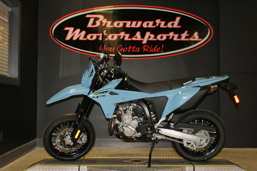 2025 Suzuki DR-Z4SMM5