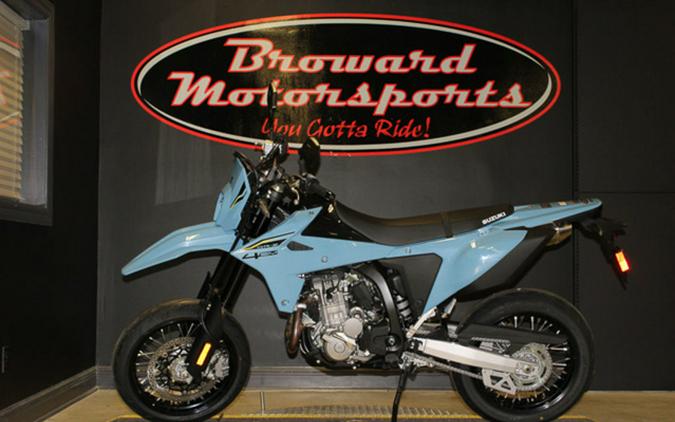 2025 Suzuki DR-Z4SMM5