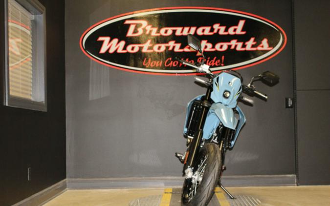 2025 Suzuki DR-Z4SMM5