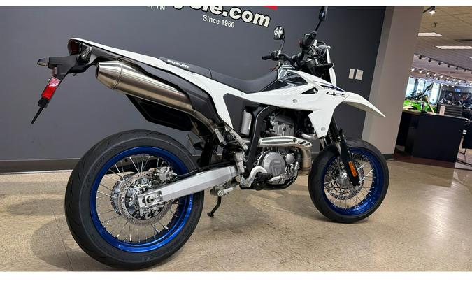 2025 Suzuki DR-Z 4SM Base