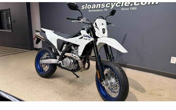 2025 Suzuki DR-Z 4SM Base