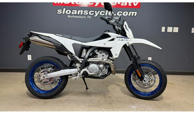 2025 Suzuki DR-Z 4SM Base