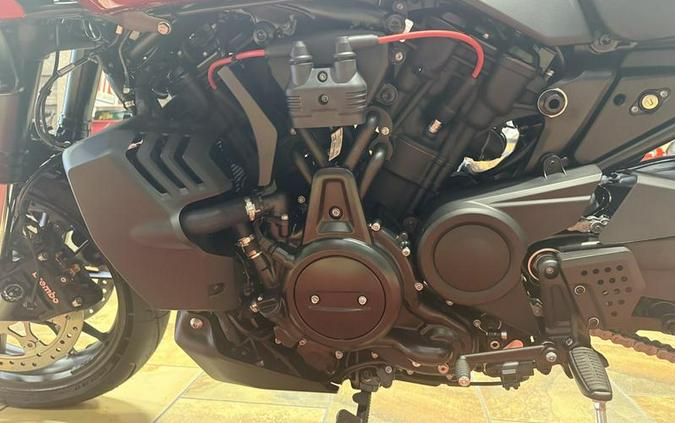 2025 Harley-Davidson® RA1250ST - Pan America® 1250 ST