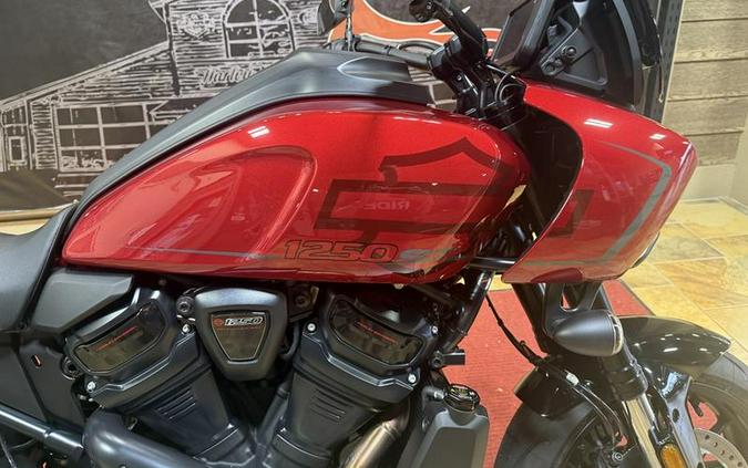 2025 Harley-Davidson® RA1250ST - Pan America® 1250 ST