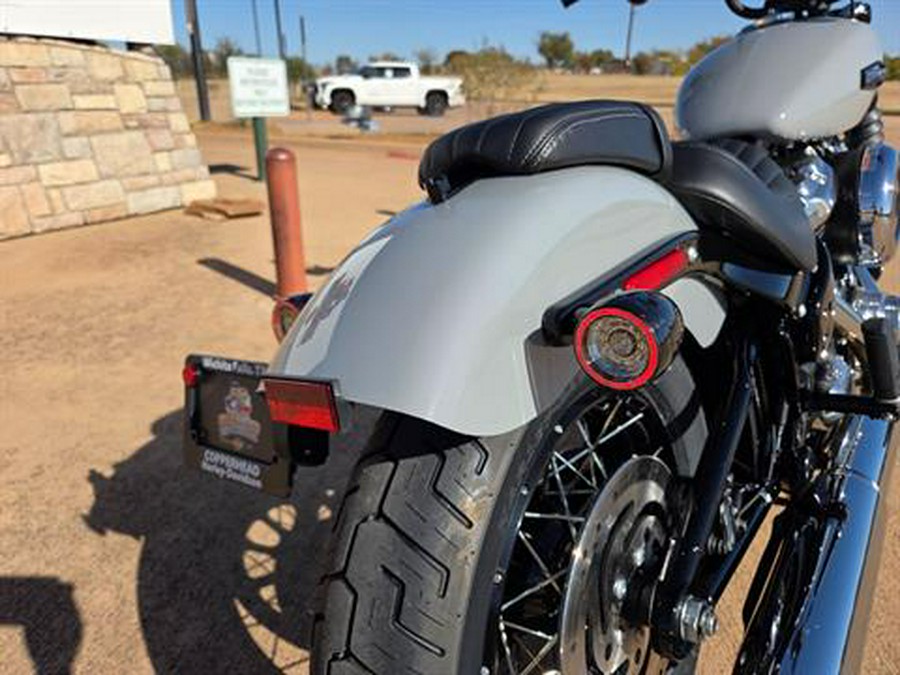 2025 Harley-Davidson Street Bob®