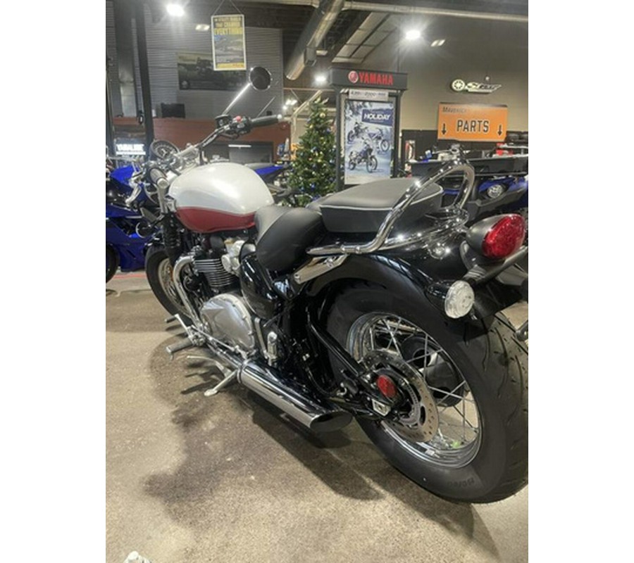 2025 Triumph Bonneville Speedmaster Snowdonia Cranberry Red
