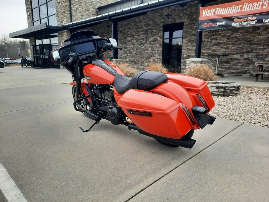 2026 Harley-Davidson® Street Glide® Blood Orange Black Trim