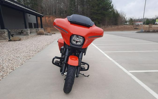 2026 Harley-Davidson® Street Glide® Blood Orange Black Trim