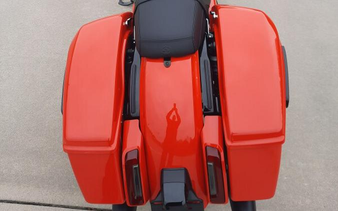 2026 Harley-Davidson® Street Glide® Blood Orange Black Trim