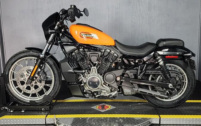 2024 Nightster™ Special RH975S