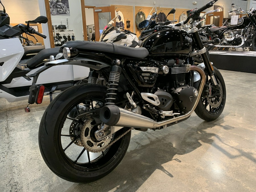 2024 Triumph Speed Twin 1200