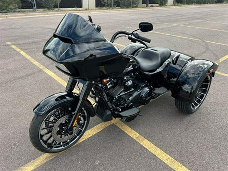 2023 Harley-Davidson Road Glide® 3