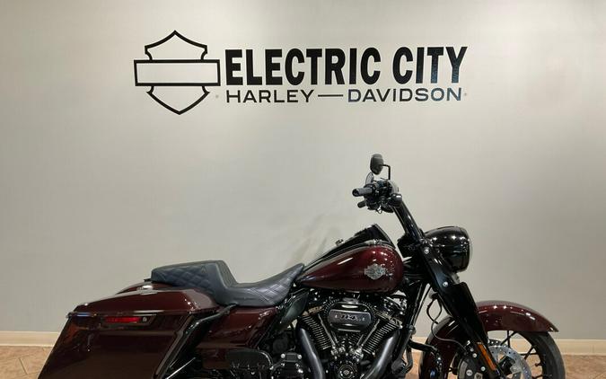 2022 Harley-Davidson®FLHRXS Road King® Special Midnight Crimson