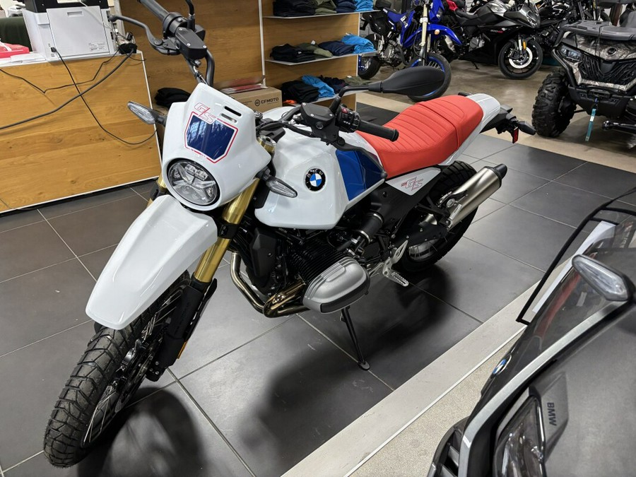 2026 BMW Motorrad R 12 G/S FREE LIFETIME POWERTRAIN WARRANTY