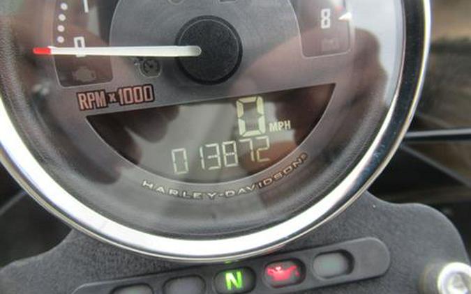 2004 Harley-Davidson FXD/FXDI Dyna Super Glide®