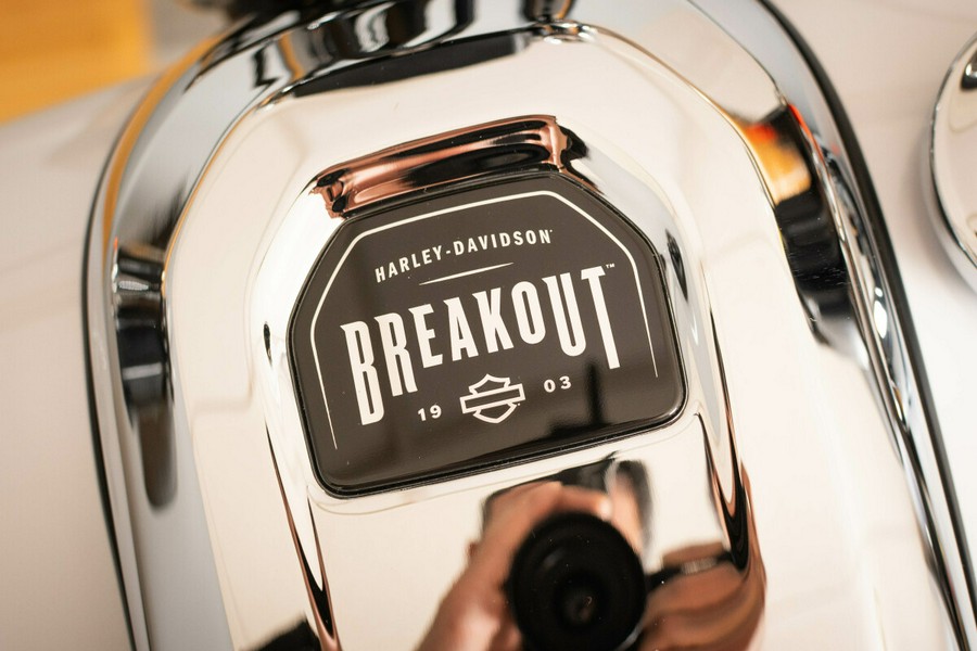 2024 Harley-Davidson Breakout 117