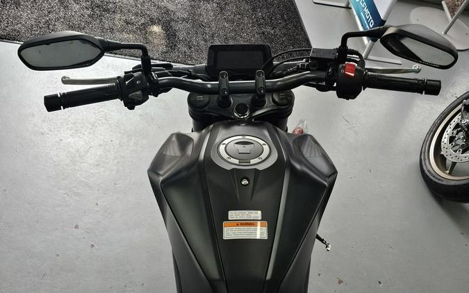 2025 Honda CB300R ABS