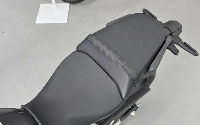 2025 Honda CB300R ABS