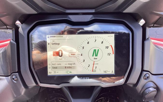 2026 Ducati MULTISTRADA V4
