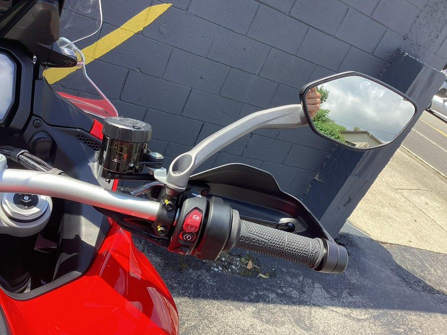 2026 Ducati MULTISTRADA V4
