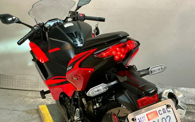 2025 Kawasaki Ninja® 500 SE ABS