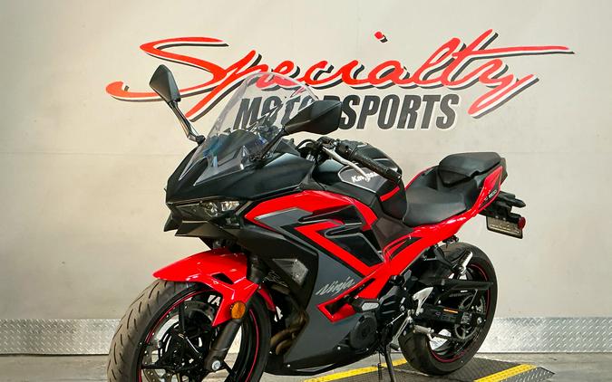 2025 Kawasaki Ninja® 500 SE ABS