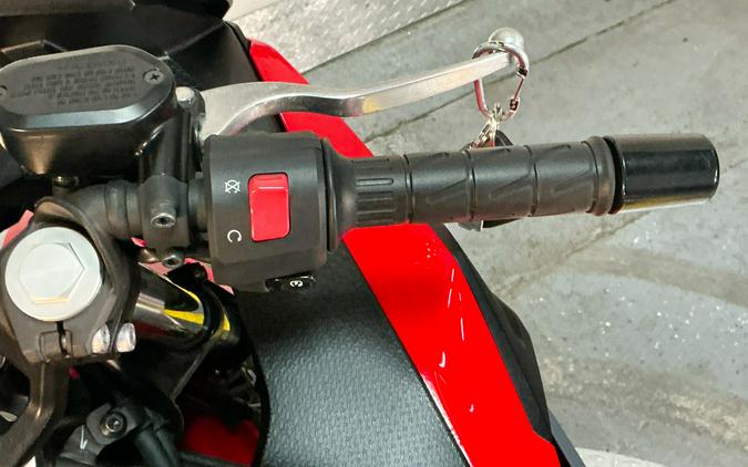 2025 Kawasaki Ninja® 500 SE ABS