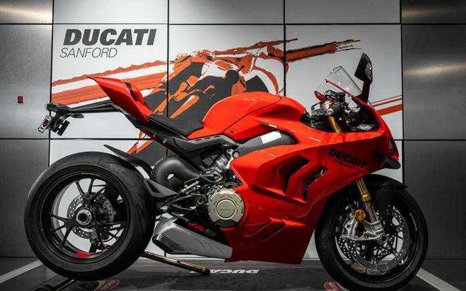 2024 Ducati Panigale V4 S Red