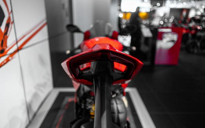 2024 Ducati Panigale V4 S Red