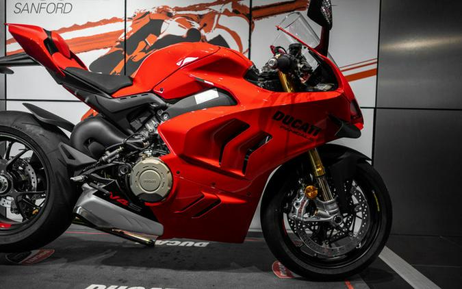 2024 Ducati Panigale V4 S Red