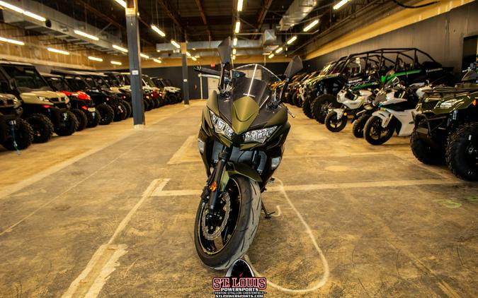 2024 Kawasaki Ninja® 650 ABS - Metallic Covert Green/Metallic