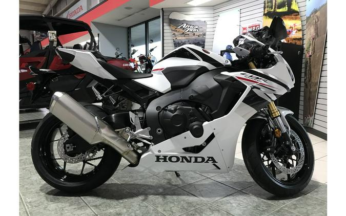 2026 CBR1000RR - Honda