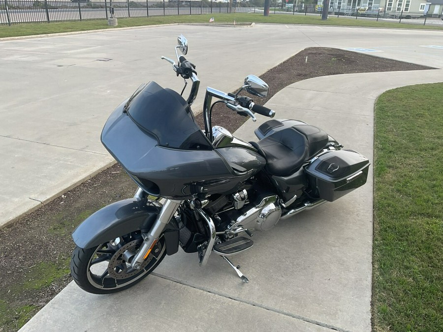 FLTRX 2021 Road Glide®