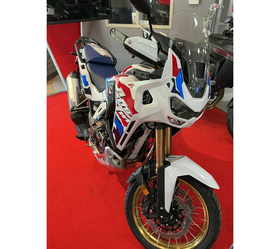 2025 Honda AFRICA TWIN DCT