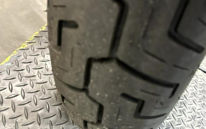 Harley-Davidson® Softail™ Standard 2024 FXST 049772A VIVID BLACK