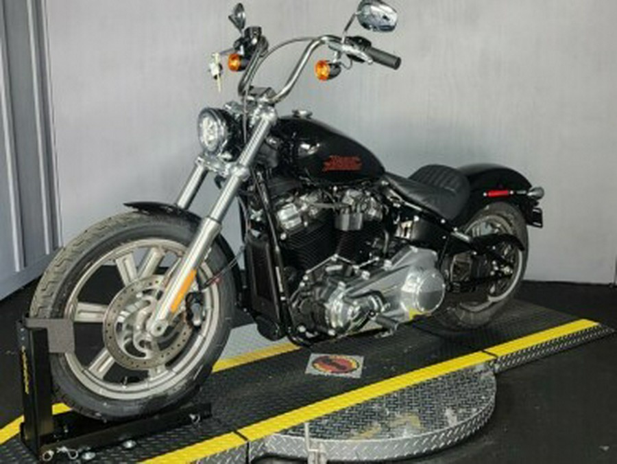 2023 Harley-Davidson Softail Standard FXST BLACK