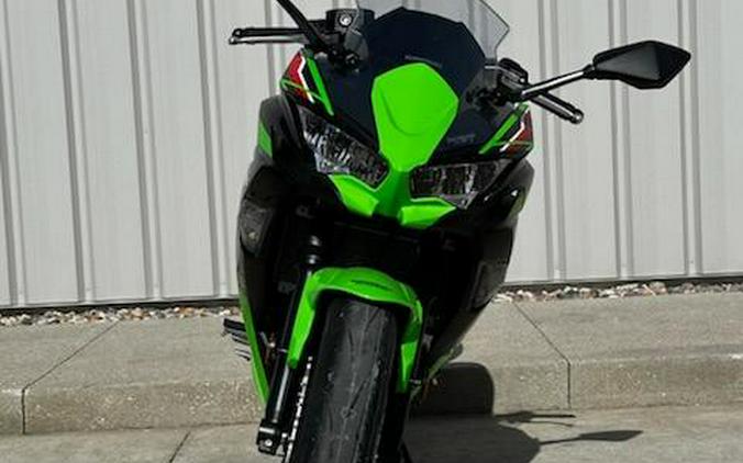 2024 Kawasaki Ninja® 650 KRT Edition ABS