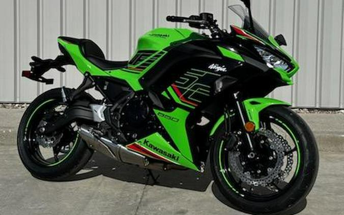 2024 Kawasaki Ninja® 650 KRT Edition ABS