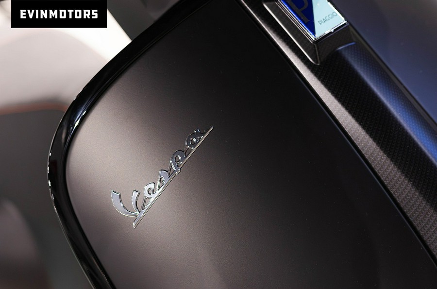 2026 Vespa GTS SUPERSPORT 310 GRIGIO US MY26