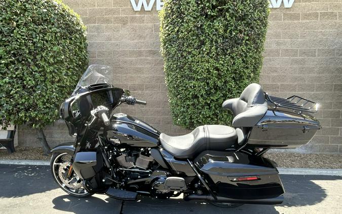 FLHXU 2025 Street Glide® Ultra
