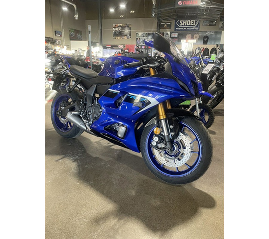 2025 Yamaha YZF R7