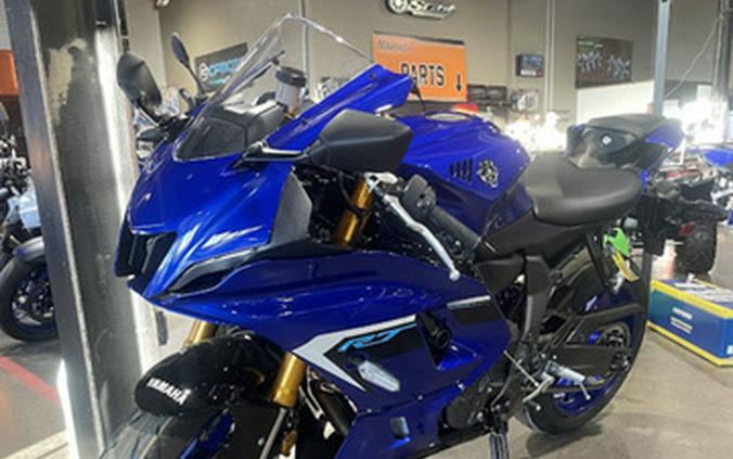 2025 Yamaha YZF R7