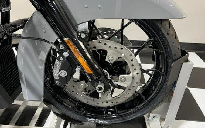 FLHRXS 2025 Road King™ Special