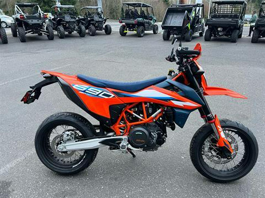 2023 KTM 690 SMC R