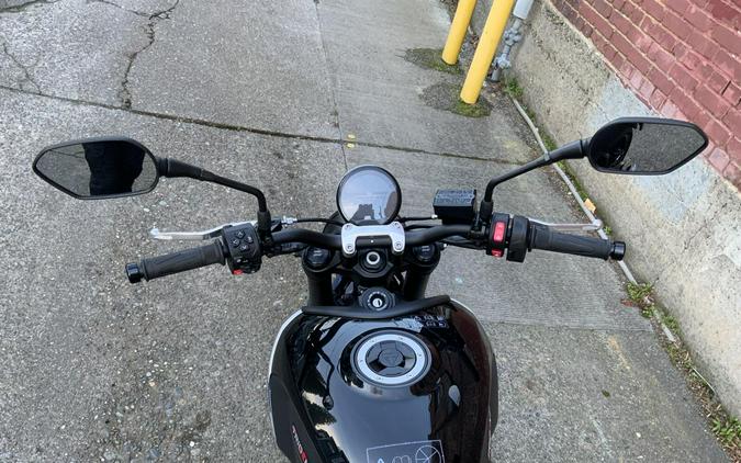 2025 Triumph TRIDENT 660