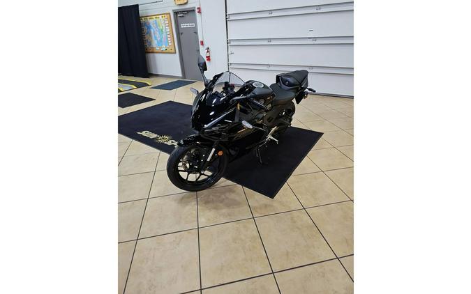 2026 YZF-R3 ABS - Yamaha