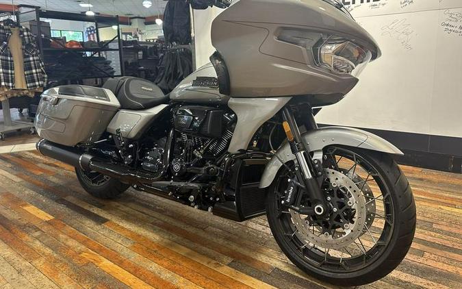 2023 Harley-Davidson® FLTRXSE - CVO™ Road Glide®